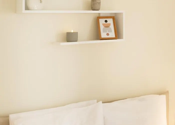 Rock White Lotus Apartament