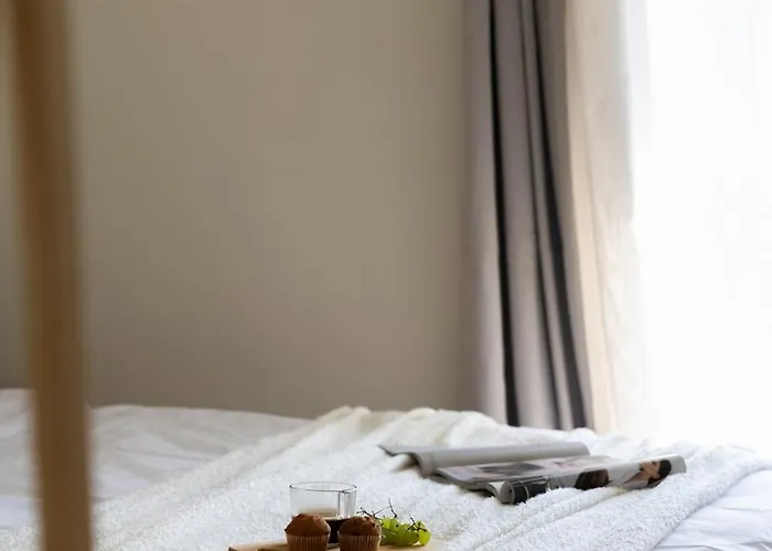 Rock White Lotus Apartament